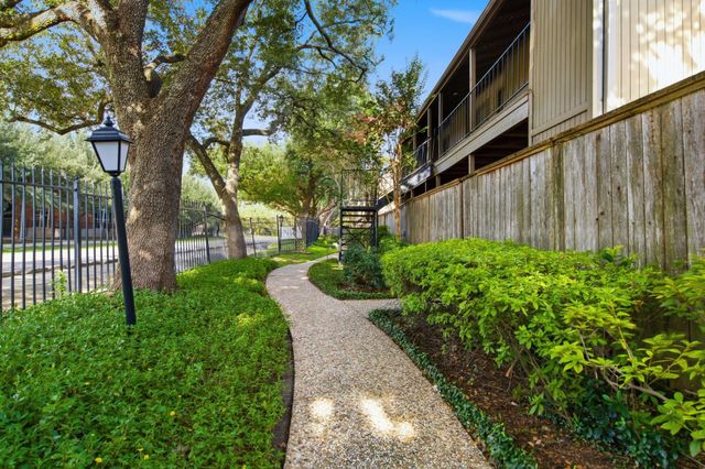 5711 Sugar Hill Drive 5, Houston, TX 77057