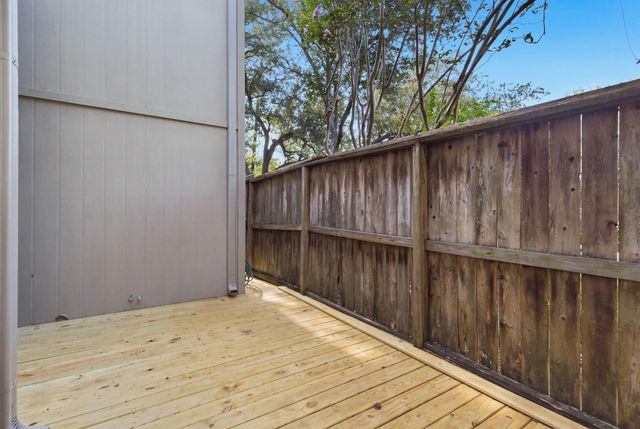 5711 Sugar Hill Drive 5, Houston, TX 77057