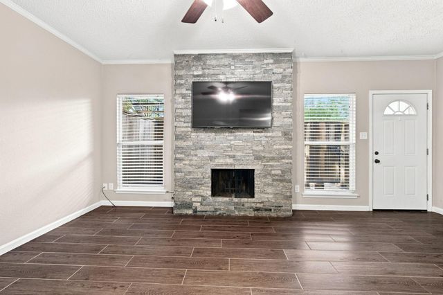 5711 Sugar Hill Drive 5, Houston, TX 77057