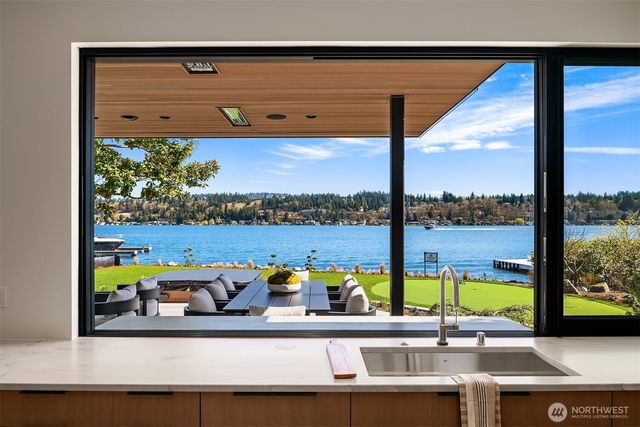 5330 Butterworth Road, Mercer Island, WA 98040