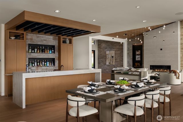 5330 Butterworth Road, Mercer Island, WA 98040