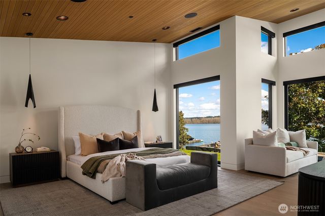 5330 Butterworth Road, Mercer Island, WA 98040