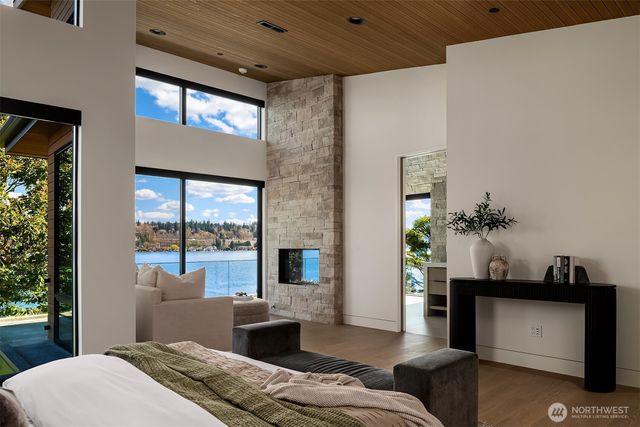 5330 Butterworth Road, Mercer Island, WA 98040