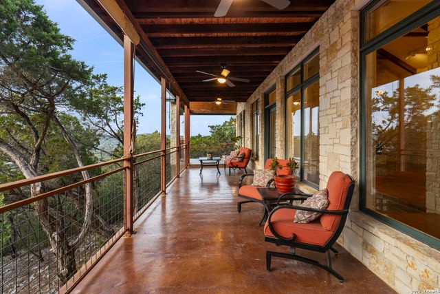 15529 Escarpment Oak, Helotes, TX 78023