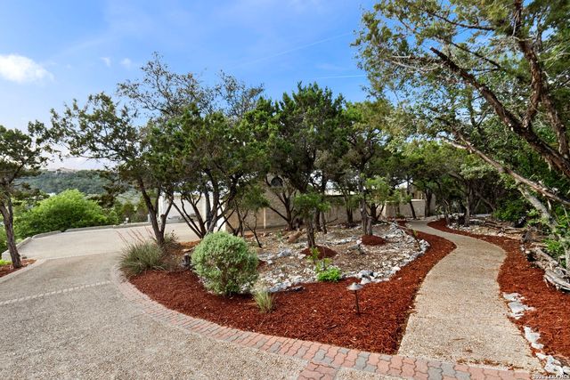 15529 Escarpment Oak, Helotes, TX 78023