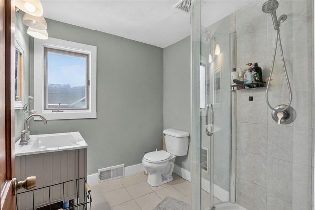 607 E 2nd Avenue, Brodhead, WI 53520