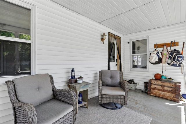 607 E 2nd Avenue, Brodhead, WI 53520