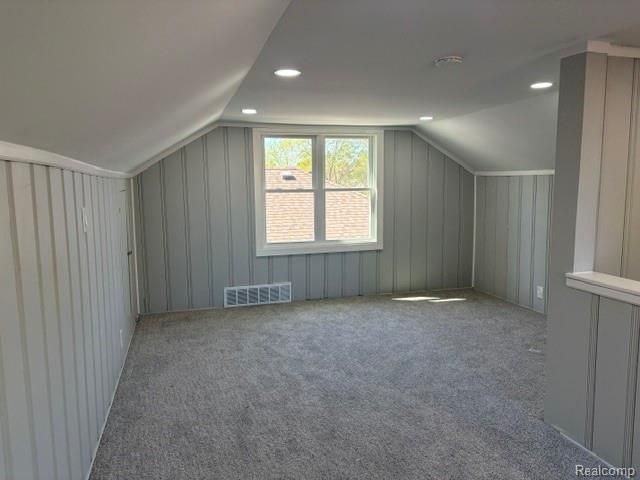 7210 Buckingham Ave, Allen Park, MI 48101