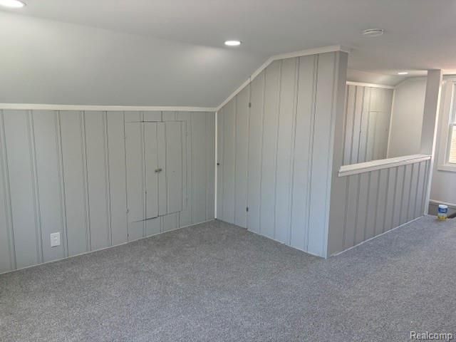 7210 Buckingham Ave, Allen Park, MI 48101
