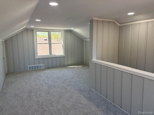 7210 Buckingham Ave, Allen Park, MI 48101