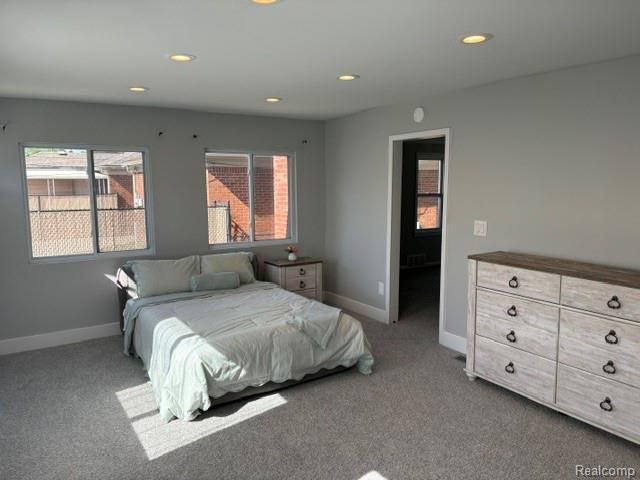 7210 Buckingham Ave, Allen Park, MI 48101