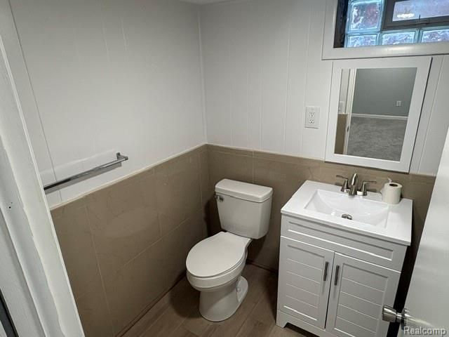 7210 Buckingham Ave, Allen Park, MI 48101