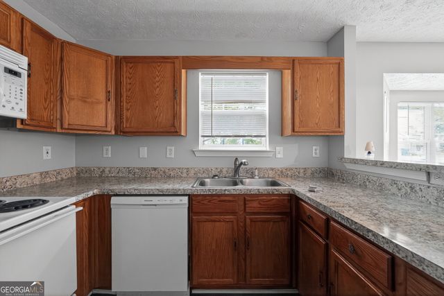 6315 Wellington Walk Way, Lithonia, GA 30058
