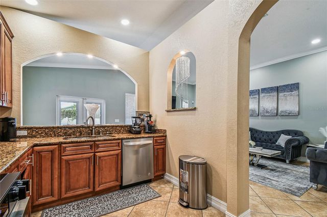 3225 71ST AVENUE N, St Petersburg, FL 33702