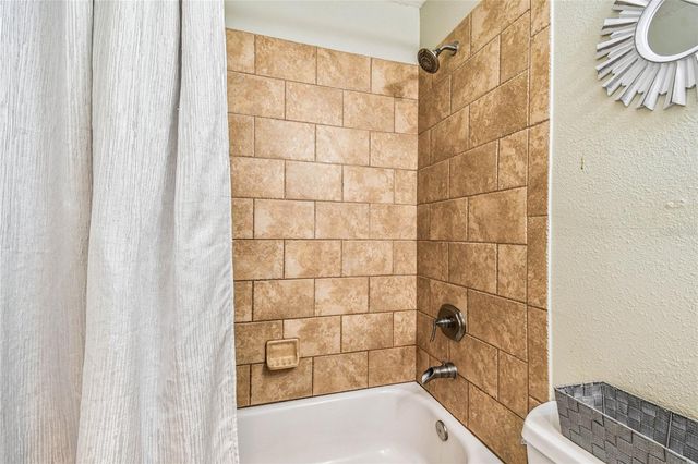 3225 71ST AVENUE N, St Petersburg, FL 33702