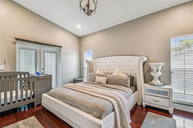 3225 71ST AVENUE N, St Petersburg, FL 33702