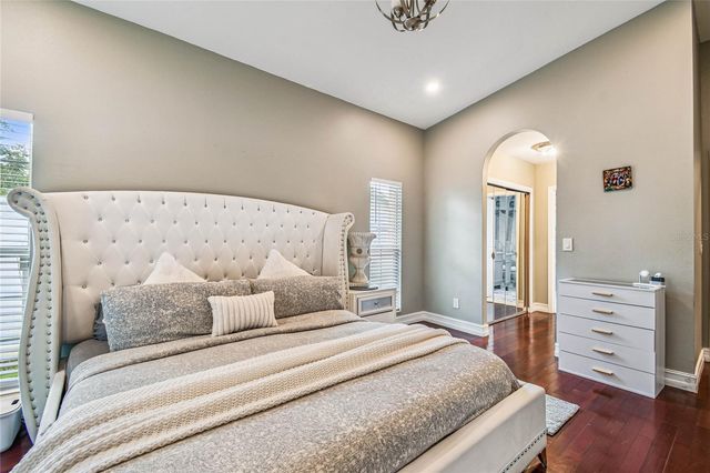 3225 71ST AVENUE N, St Petersburg, FL 33702