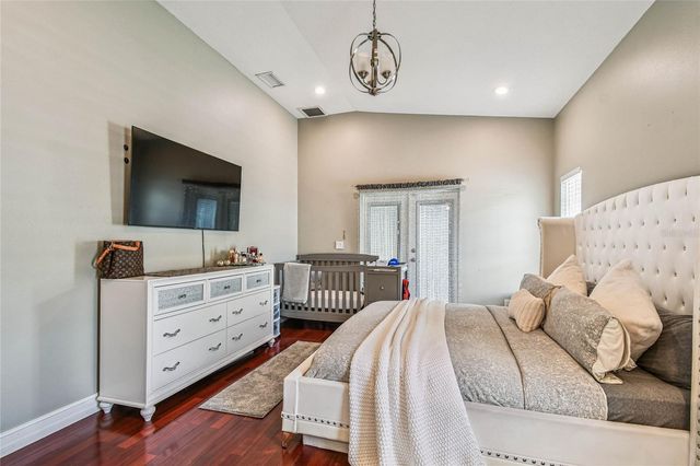 3225 71ST AVENUE N, St Petersburg, FL 33702