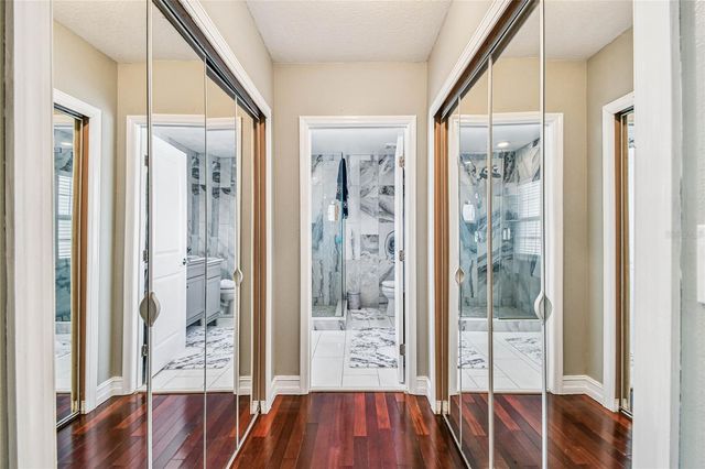 3225 71ST AVENUE N, St Petersburg, FL 33702