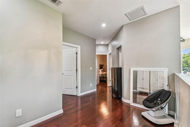3225 71ST AVENUE N, St Petersburg, FL 33702