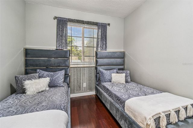 3225 71ST AVENUE N, St Petersburg, FL 33702