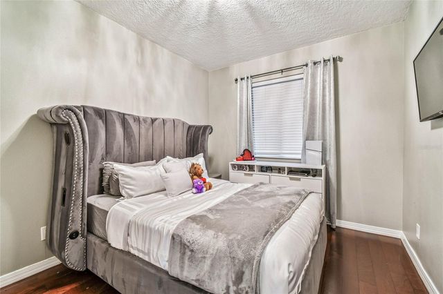 3225 71ST AVENUE N, St Petersburg, FL 33702