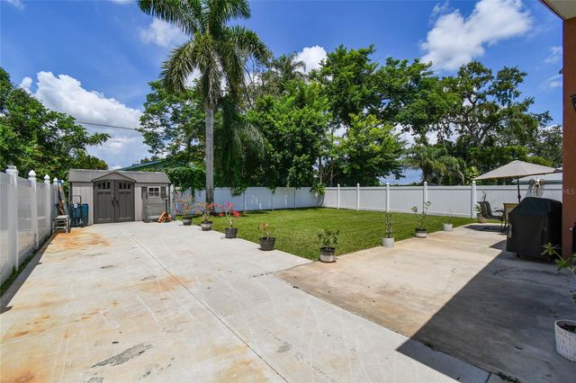 3225 71ST AVENUE N, St Petersburg, FL 33702