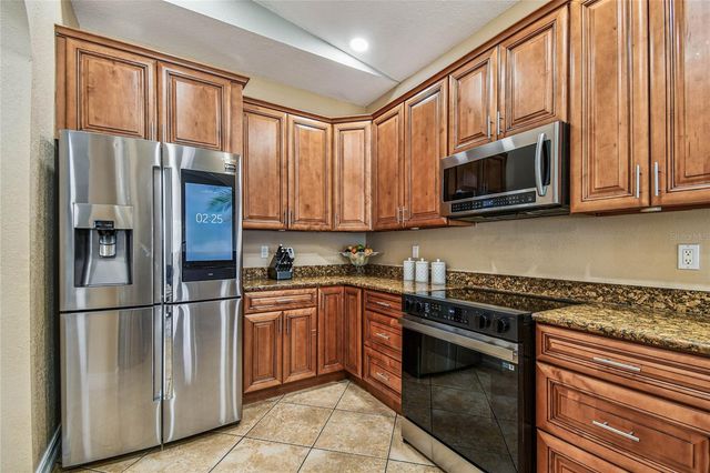 3225 71ST AVENUE N, St Petersburg, FL 33702