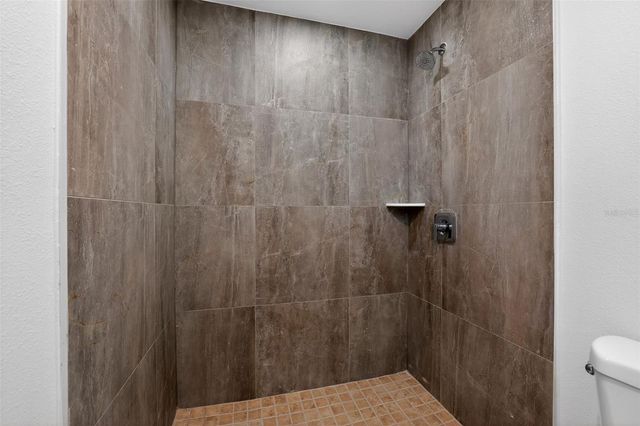 4207 E CAYUGA STREET, Tampa, FL 33610