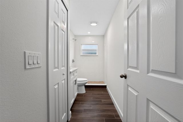 4207 E CAYUGA STREET, Tampa, FL 33610