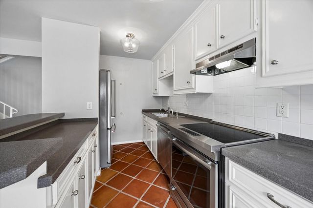 3502 Burlington Street 13, Houston, TX 77006