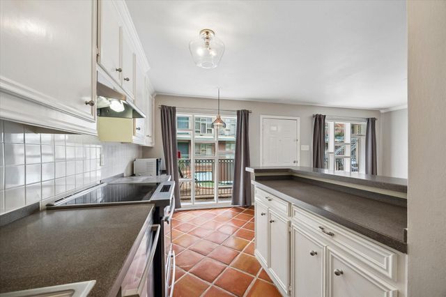 3502 Burlington Street 13, Houston, TX 77006