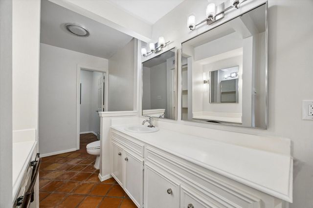 3502 Burlington Street 13, Houston, TX 77006
