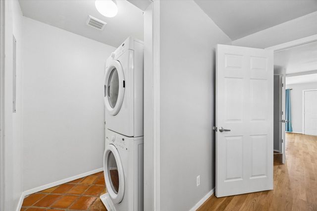 3502 Burlington Street 13, Houston, TX 77006