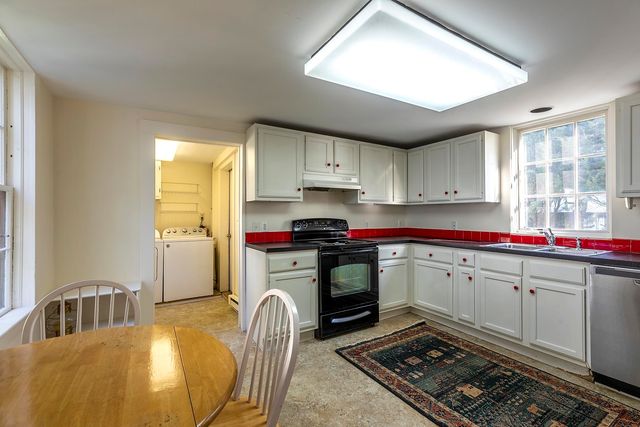 35 Mountain Avenue, Woodstock, VT 05091