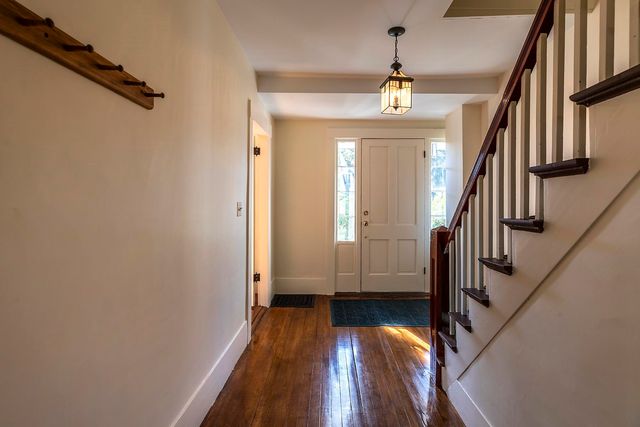 35 Mountain Avenue, Woodstock, VT 05091