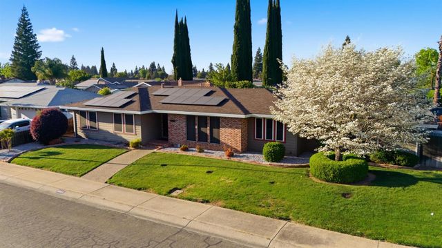 1601 Sharon Dr, Yuba City, CA 95993