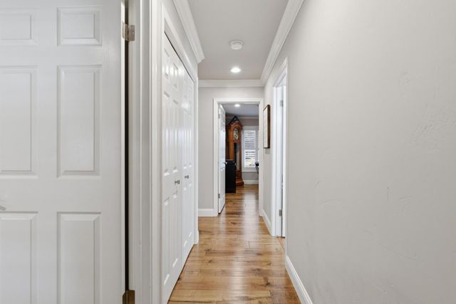 1601 Sharon Dr, Yuba City, CA 95993