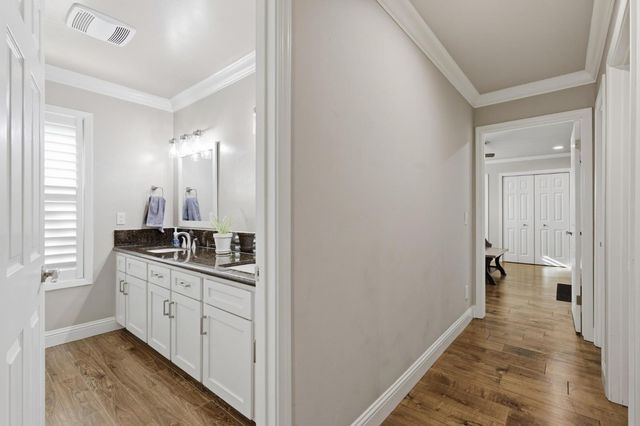 1601 Sharon Dr, Yuba City, CA 95993