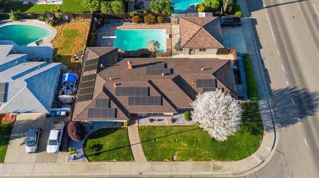 1601 Sharon Dr, Yuba City, CA 95993