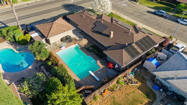 1601 Sharon Dr, Yuba City, CA 95993