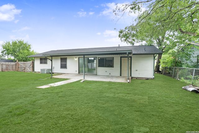 7335 Glen Brk, San Antonio, TX 78239