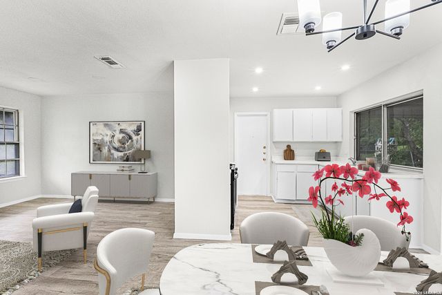 7335 Glen Brk, San Antonio, TX 78239