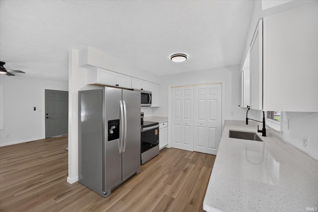 4270 N ridgewood Drive, Bloomington, IN 47404