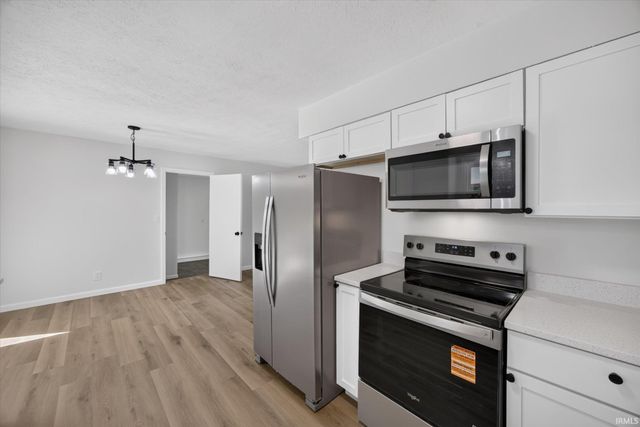 4270 N ridgewood Drive, Bloomington, IN 47404