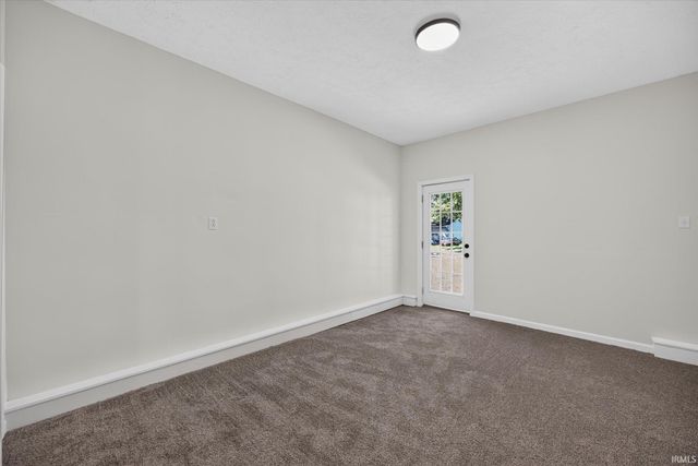 4270 N ridgewood Drive, Bloomington, IN 47404