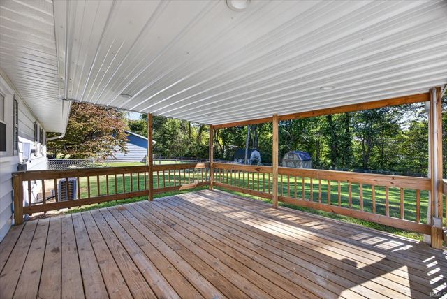 4270 N ridgewood Drive, Bloomington, IN 47404