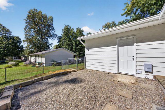 4270 N ridgewood Drive, Bloomington, IN 47404