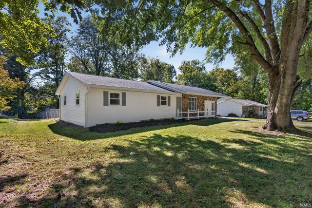 4270 N ridgewood Drive, Bloomington, IN 47404
