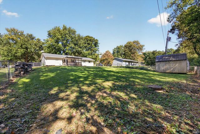 4270 N ridgewood Drive, Bloomington, IN 47404